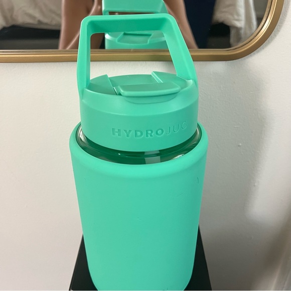 HydroJug Dining New In Box Hydro Jug Arctic Glass Water Bottle With